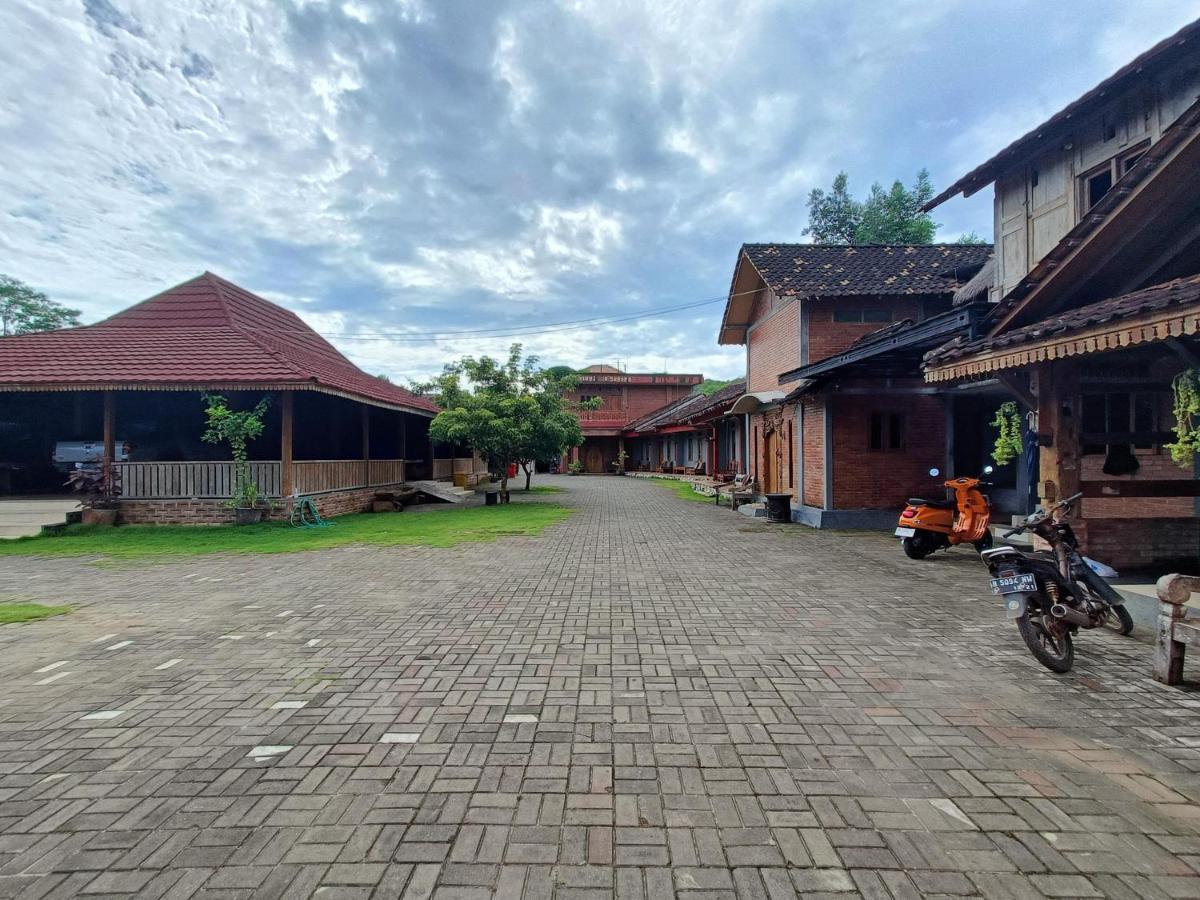 Ngandong Jogo Segoro Homestay Mitra Reddoorz Near Pantai Sundak Gunungkidul מראה חיצוני תמונה